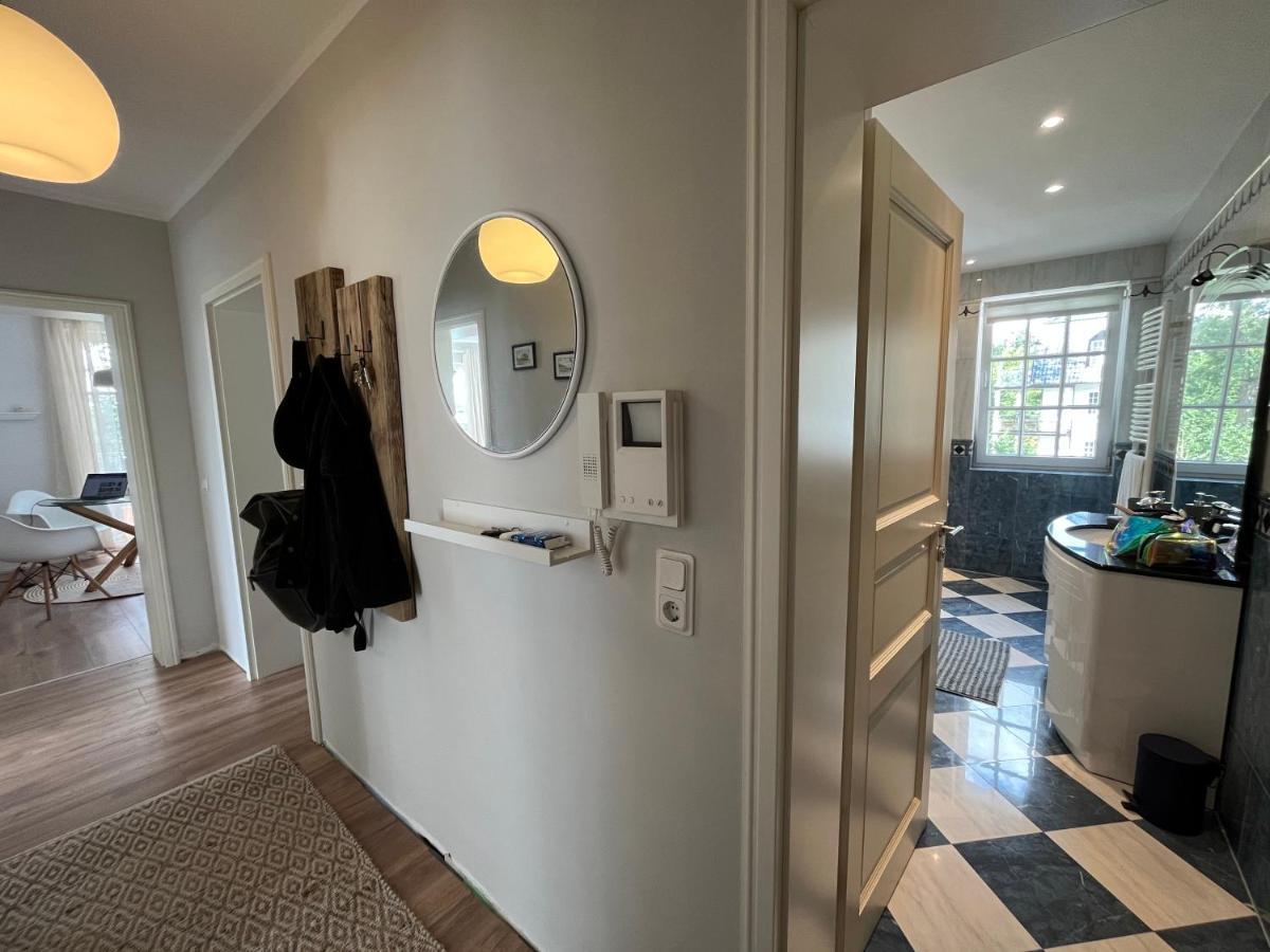 Traumwohnung Mit Stadthafen-Panorama! Zwei Schlafzimmer, Parkplatz Rostock Buitenkant foto