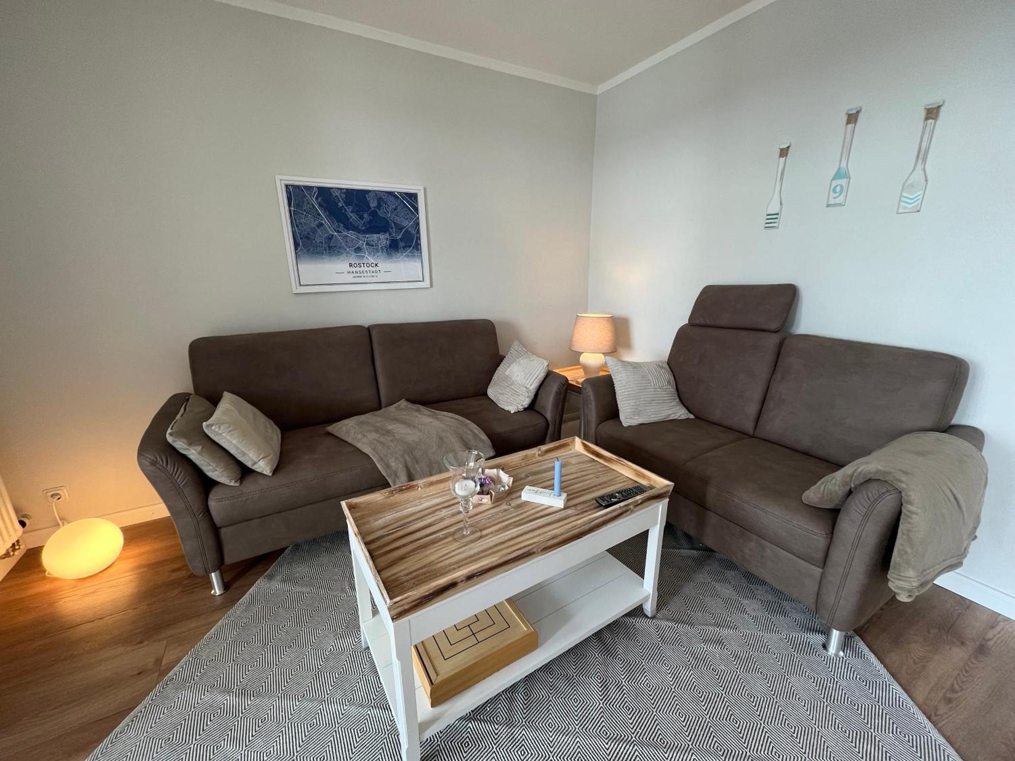 Traumwohnung Mit Stadthafen-Panorama! Zwei Schlafzimmer, Parkplatz Rostock Buitenkant foto