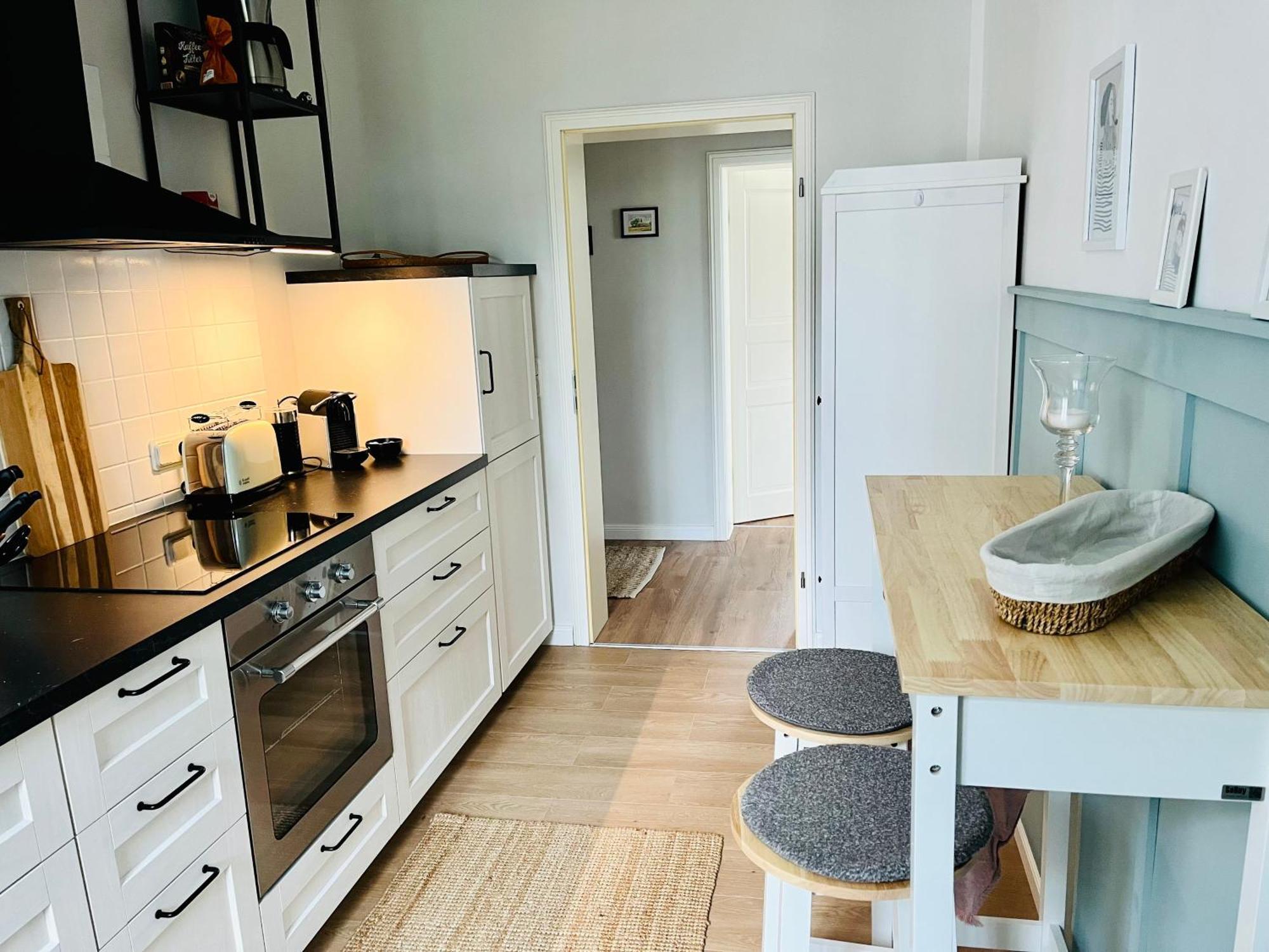 Traumwohnung Mit Stadthafen-Panorama! Zwei Schlafzimmer, Parkplatz Rostock Buitenkant foto